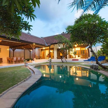 Bali Royal Heritage Villa Seminyak Eksteriør billede